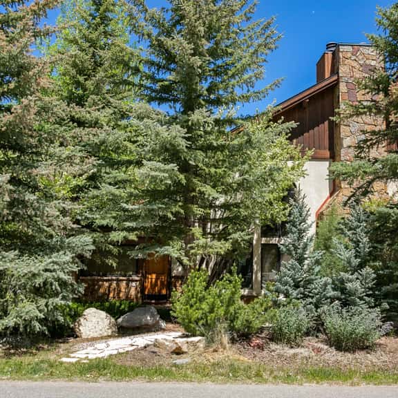 Live ColorFull Lodge (396492) - Image 1